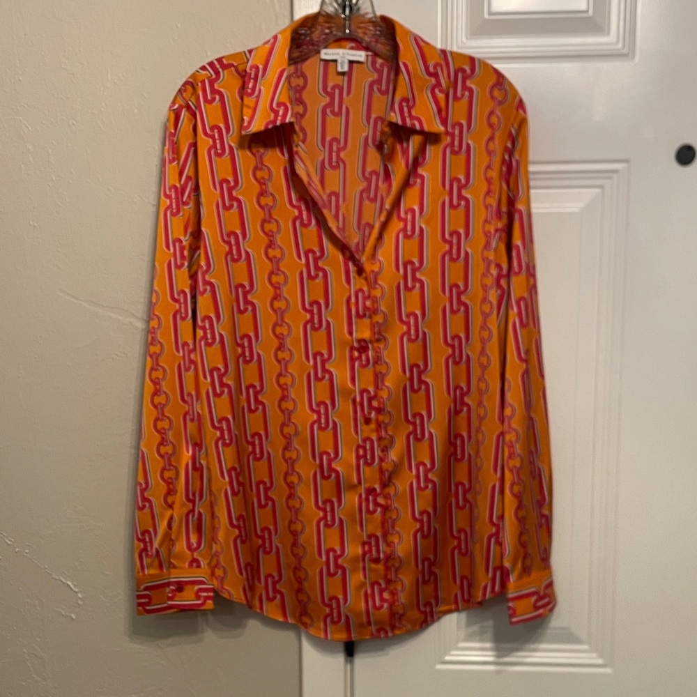 Vibrant Chain Pattern Button-Up Blouse - image 1